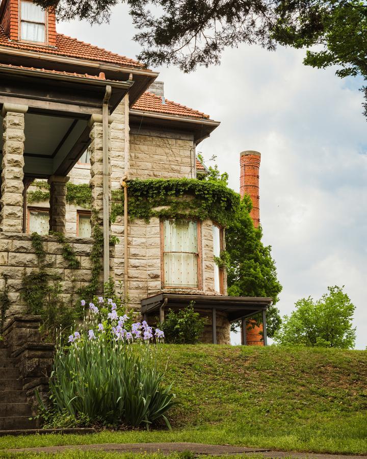 The Mansion At Elfindale Bed and Breakfast Springfield Eksteriør billede